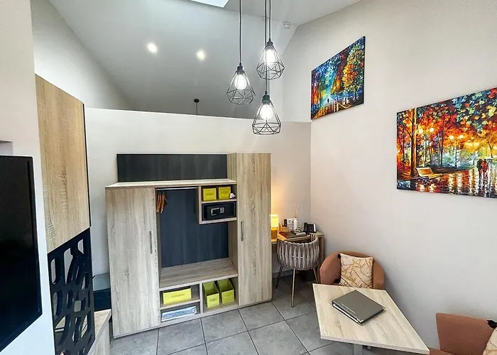 Et Les Flots Bleus Ξενοδοχείο με διαμερίσματα Saint-Raphaël