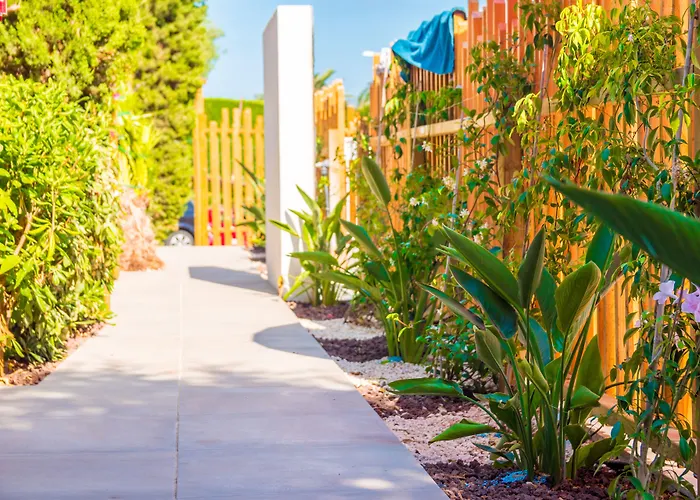 Et Les Flots Bleus Ξενοδοχείο με διαμερίσματα Saint-Raphaël