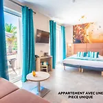 Et Les Flots Bleus Aparthotel