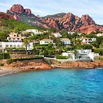 Et Les Flots Bleus Aparthotel Saint-Raphael (Var)