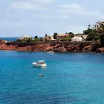 Et Les Flots Bleus Aparthotel 4*