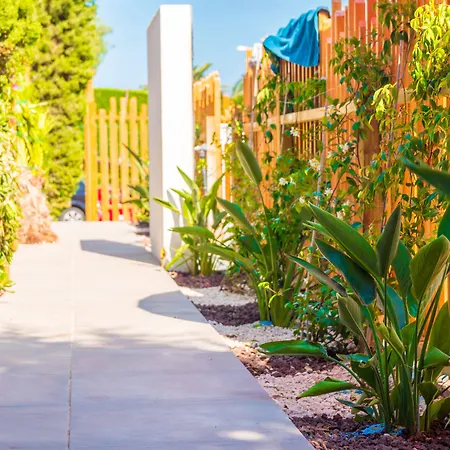 Et Les Flots Bleus Apartahotel Saint-Raphaël