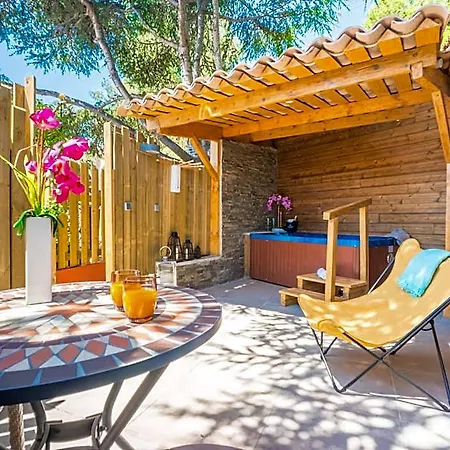 Et Les Flots Bleus Saint-Raphaël