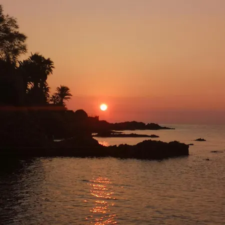 Et Les Flots Bleus 4* Saint-Raphaël