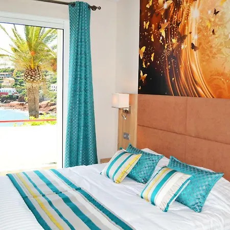 Aparthotel Et Les Flots Bleus 4*
