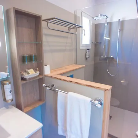 Aparthotel Et Les Flots Bleus