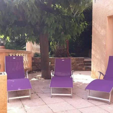 Aparthotel Et Les Flots Bleus