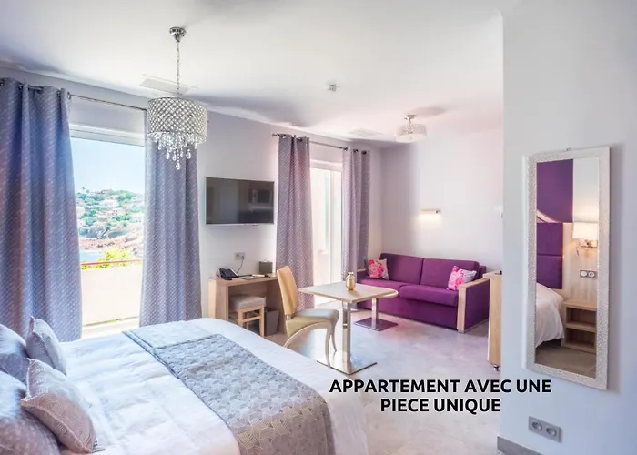 Et Les Flots Bleus Apartahotel 4*