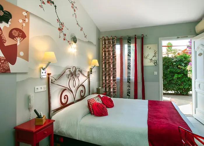 Et Les Flots Bleus 4* Saint-Raphaël